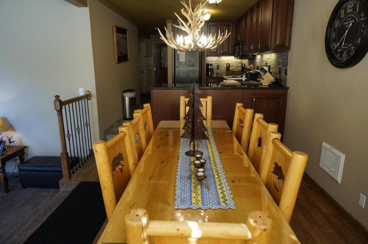 1849 Condos At Mammoths Canyon Lodge Mammoth Lakes Room photo